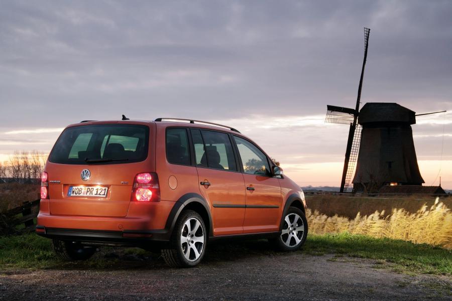  Volkswagen CrossTouran TSI 2007 года  (фото 14 из 46)